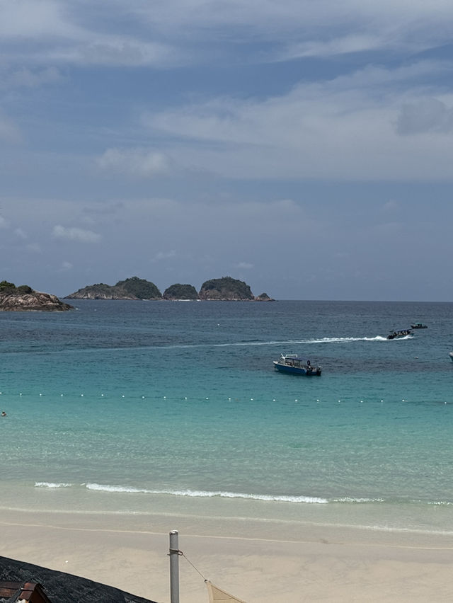 Diving into Paradise: The Magic of Pulau Redang’s Sea 🌊✨