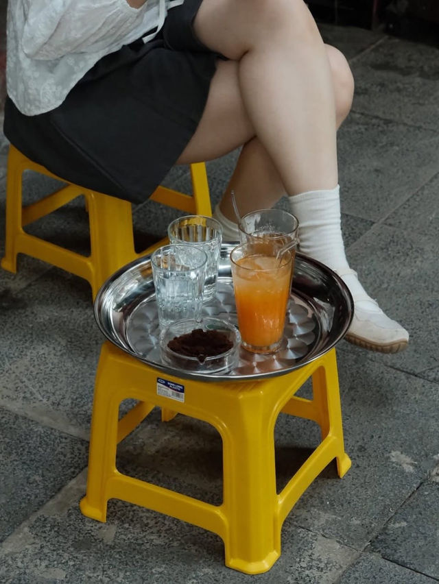 cozy café