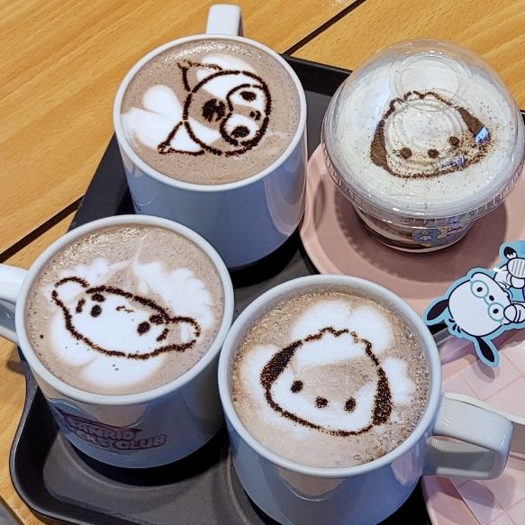 🎀 포차코 덕후라면 필수코스! 홍대 산리오 러버스 클럽 카페