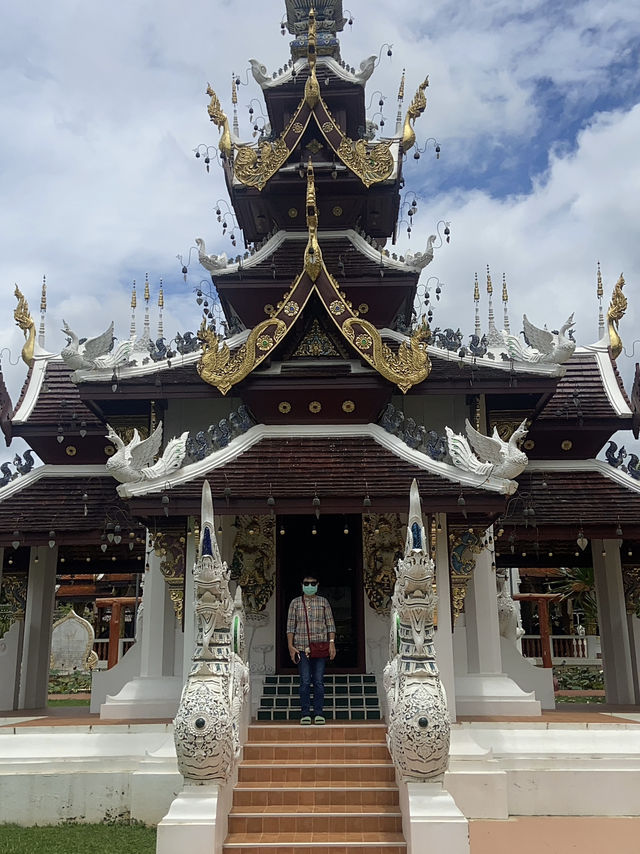 วัดป่าดาราภิรมย์ – สถานที่สงบงามแห่งแม่ริม
