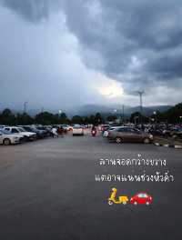 Tay Market✨ กาดนัดวินเทจ สุดเก๋า วิวเขาดอยสุเทพ🏞️