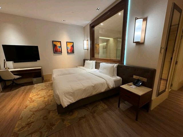 Resorts World Sentosa – Equarius Hotel