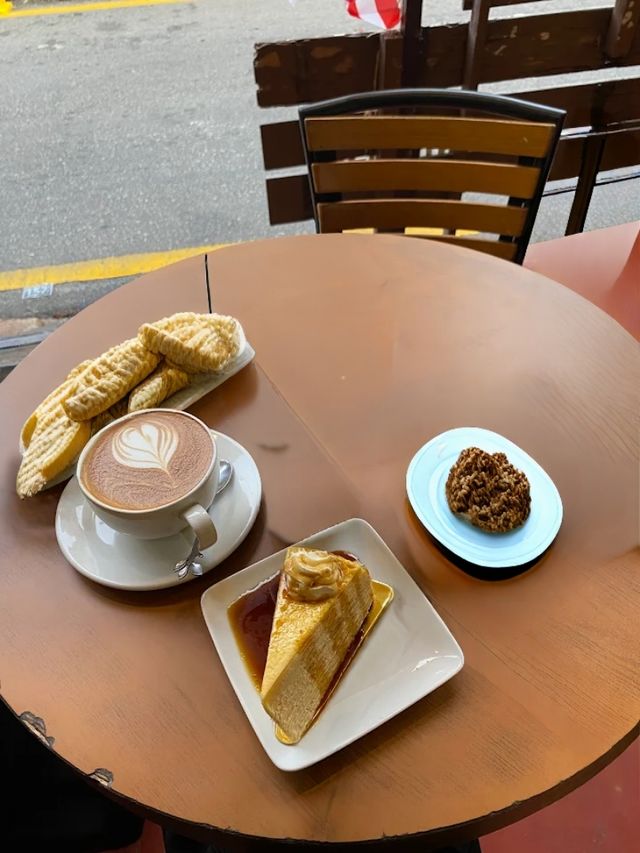 Art, Coffee, and CityWalk Vibes in Malacca