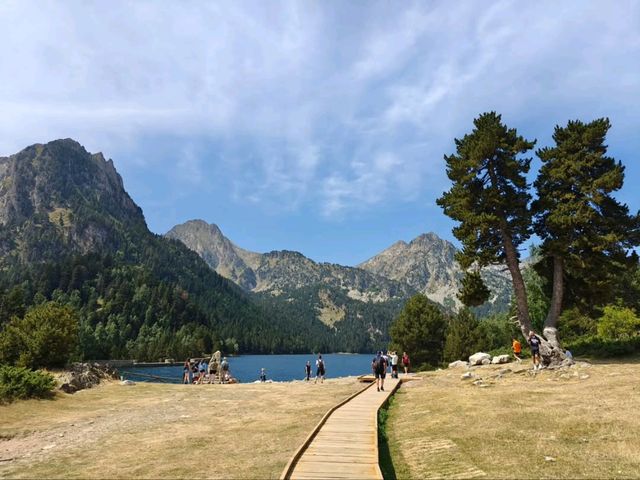 Estany de Sant Maurici, Nature’s Screensaver IRL