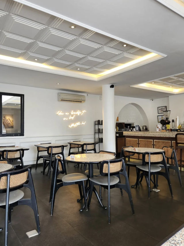 Radio Dalam’s Flavor Lab for Foodies and Creatives