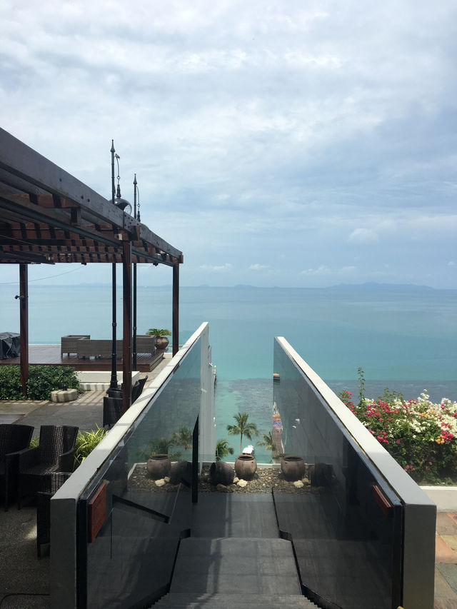 พักใจที่ InterContinental Koh Samui Resort