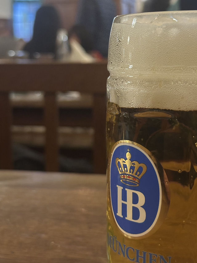 Hofbrauhaus: Where Dukes, Dictators & Drunks Clink Steins