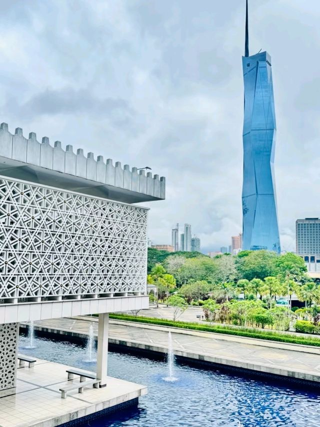 National Mosque of Malaysia – A Peaceful Cultural Landmark in Kuala Lumpur
