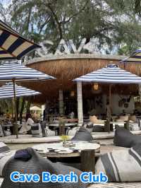 Cave Beach Club คาเฟ่สวยริมหาดจองเทียน ชลบุรี