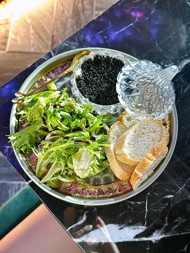 邊食晚飯邊聽音樂會