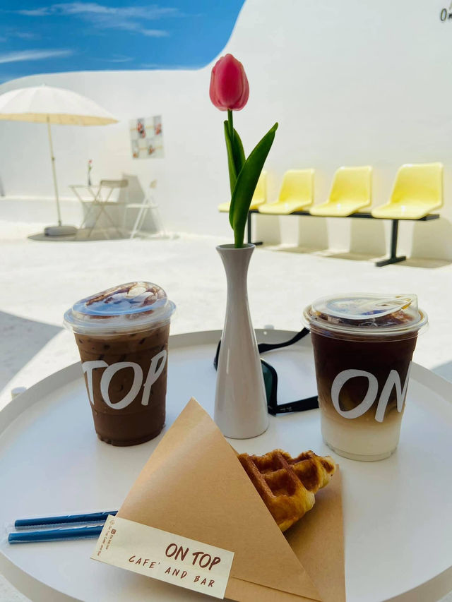 On Top Cafe & Bar 