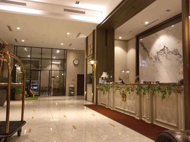 “D Elegance Oasis of Clean Comfort”