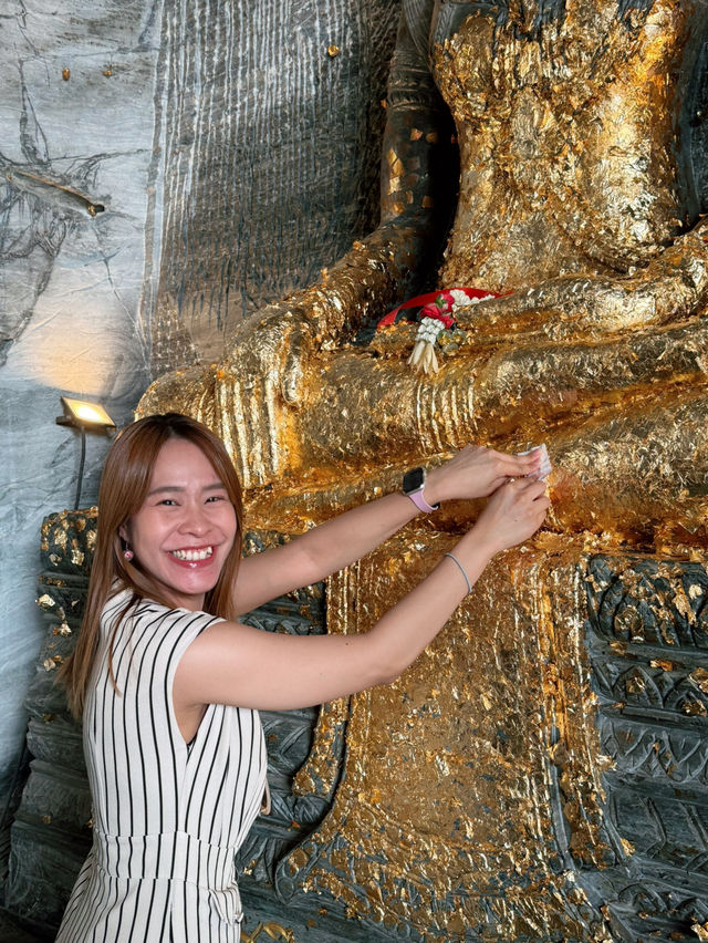 เที่ยวหน้าผาแกะสลักพระใหญ่ หลวงพ่ออู่ทอง 🙏☺️