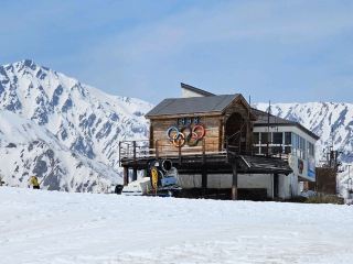 Skiing in Hakuba