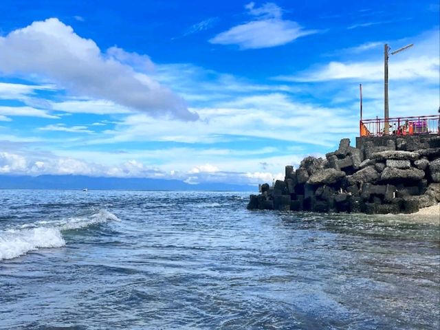 🌊 小琉球地標打卡｜花瓶岩 Vase Rock，一秒認出的奇岩守門員！
