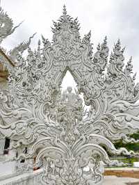 The Taj Mahal of Thailand Wat Rong Khun temple 
