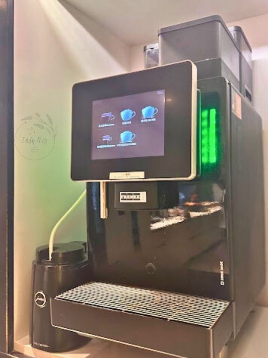 🤩 Plaza Premium Lounge