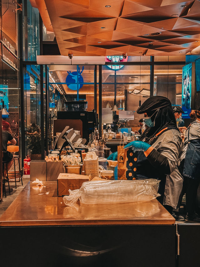 Modern Brews at Luckin Coffee, Sunway Pyramid