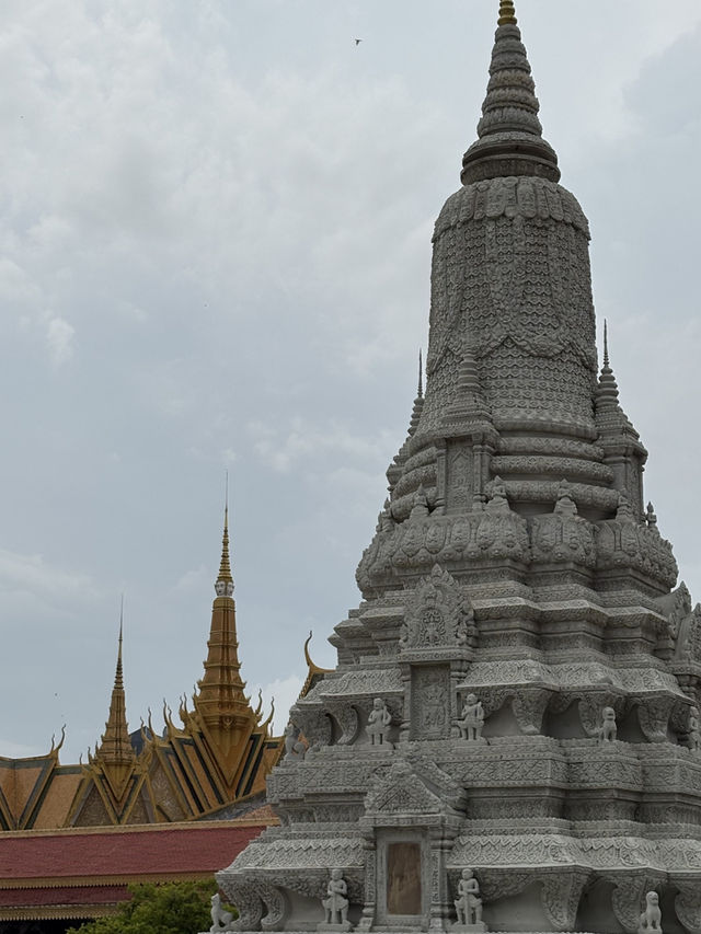 48 Hours in Phnom Penh: An Adventure