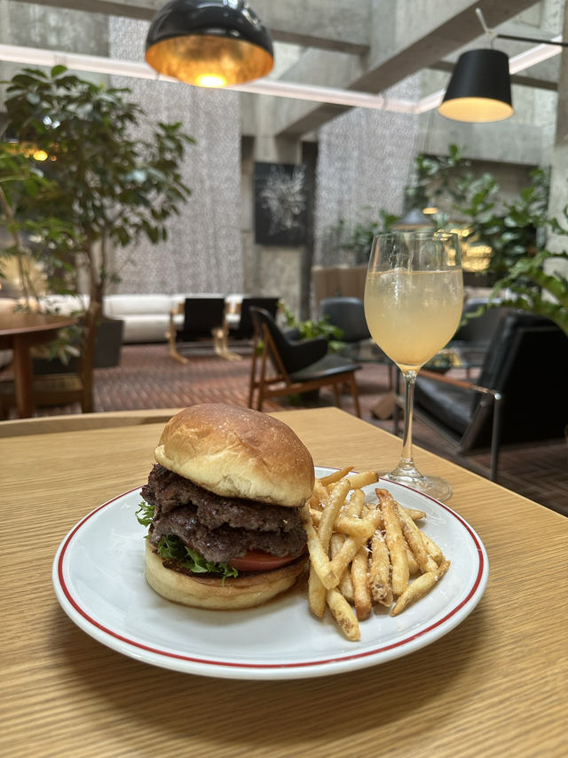 🏛 SHIROIYA the LOUNGE