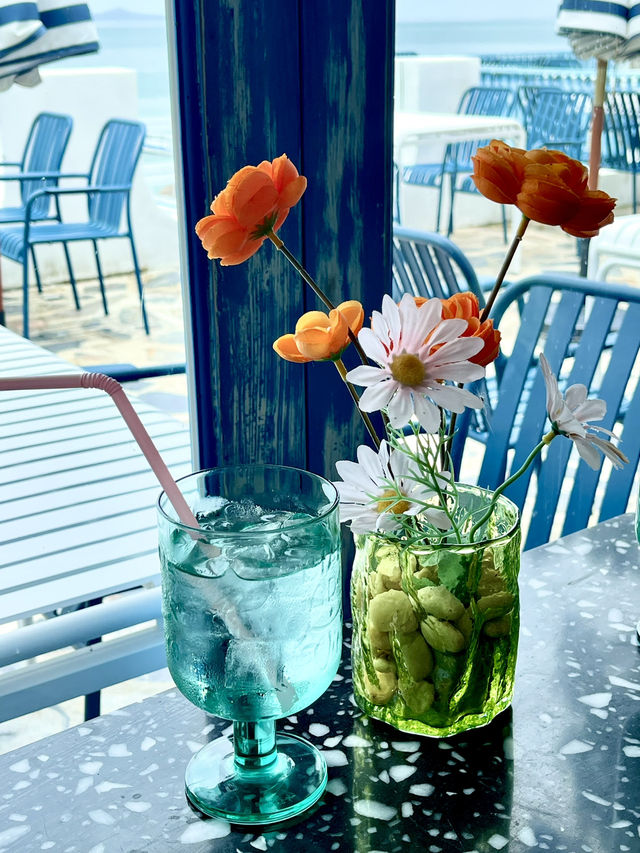 Sea of Love 💙🤍🏝️คาเฟ่ติดทะเลพัทยา-นาจอมเทียน