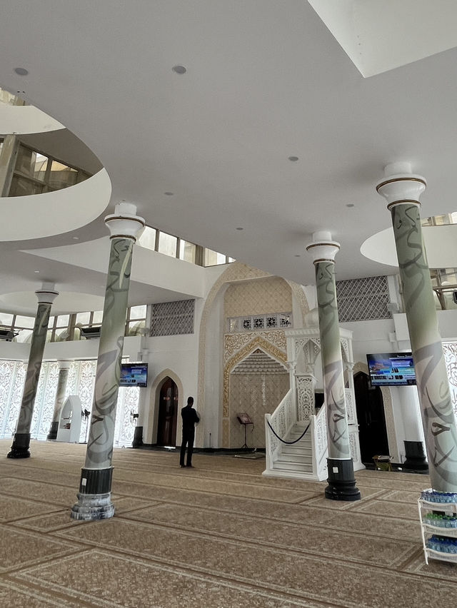 🕌 Crystal Mosque: Where Faith Meets Translucent Dreams! 🌟