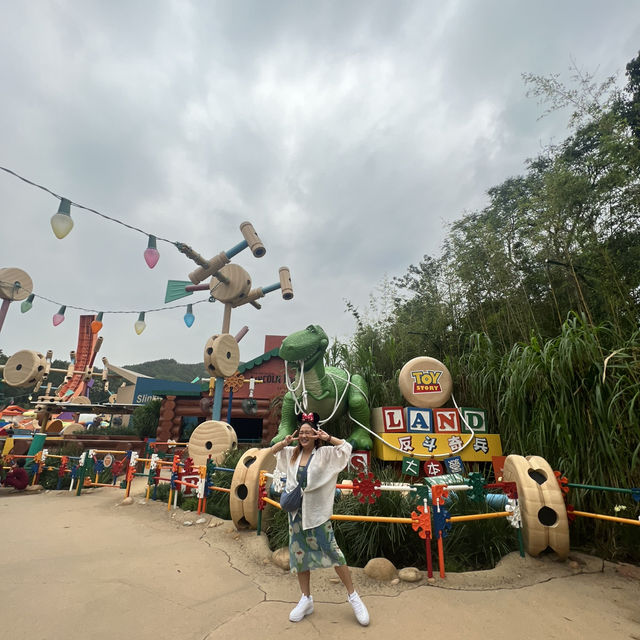 🎢✨ Hong Kong Disneyland 