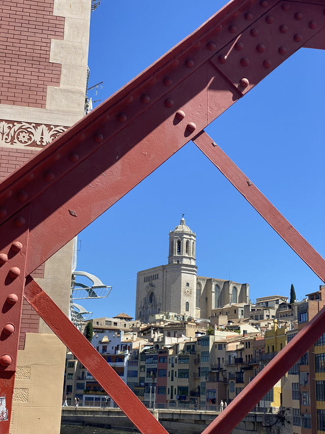 🌿 바르셀로나 밖의 숨겨진 힐링 도시, 지로나에 반하다