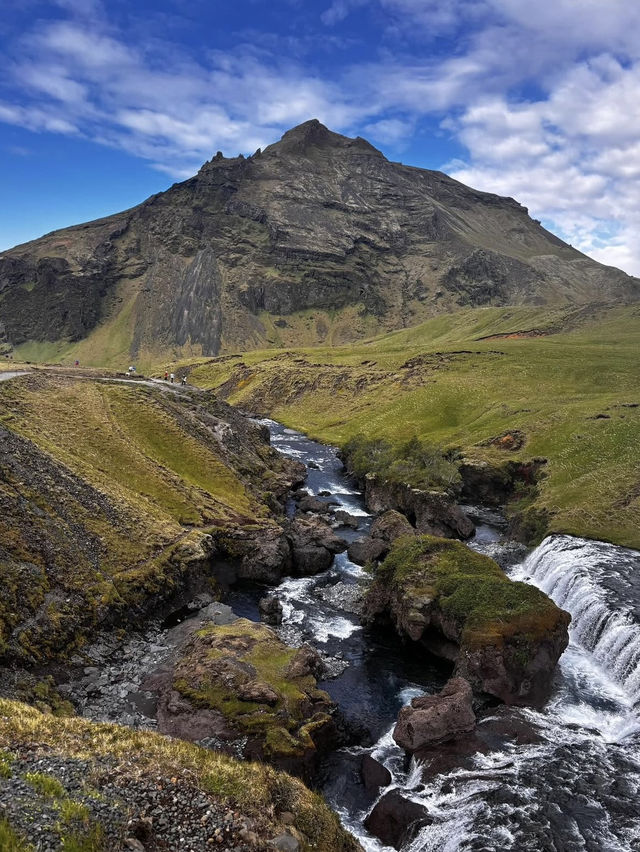 🇮🇸冰島夢幻打卡點|斯科加爾瀑布 Skógafoss 彩虹瀑布探秘 🇮🇸冰島夢幻打卡點|斯科加爾瀑布 Skógafoss 彩虹瀑布探秘