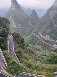 Гора Тяньмэнь прекрасна даже в тумане!