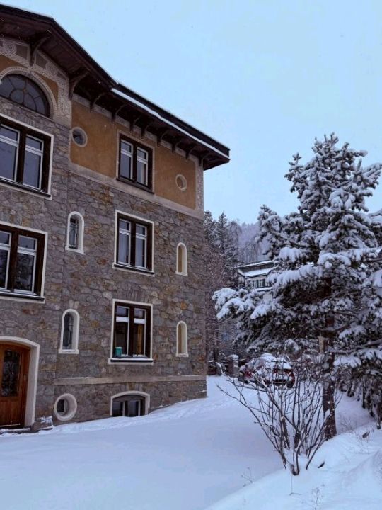 cresta palace