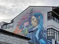 Walking around Otavalo town 