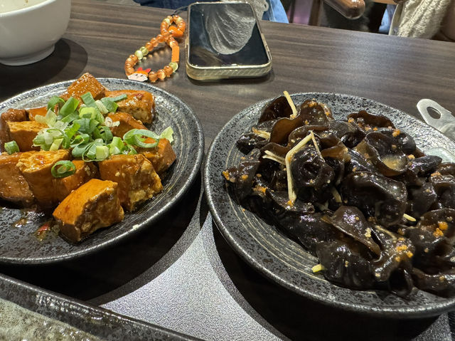 2025 桃園美食反推：桃園錄鼎記魚頭酸菜魚