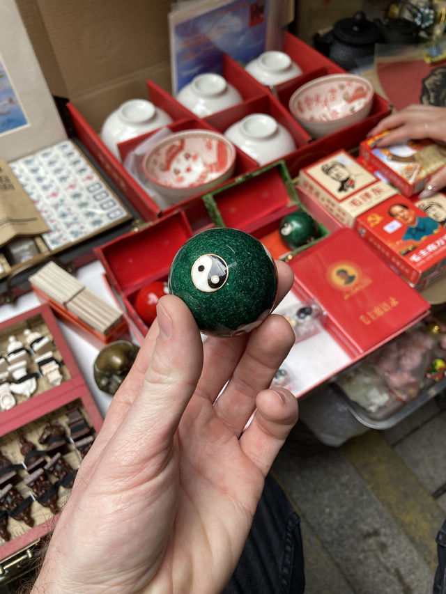 Hike from Wanchai 88 to Victoria Peak and walk down to Soho for vintage shops