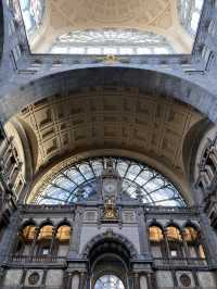 24 Hours in Antwerp: Castles, Fries & Riverside Views 🇧🇪 Part 2