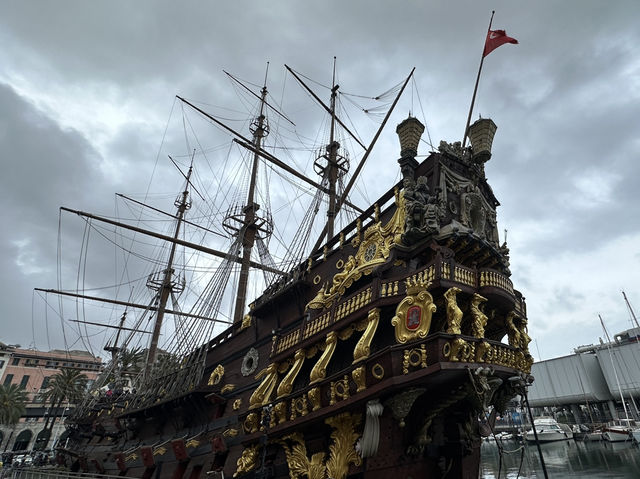 ⚓️ Marina of Genoa (Porto Antico): Where History Meets the Sea 🇮🇹✨