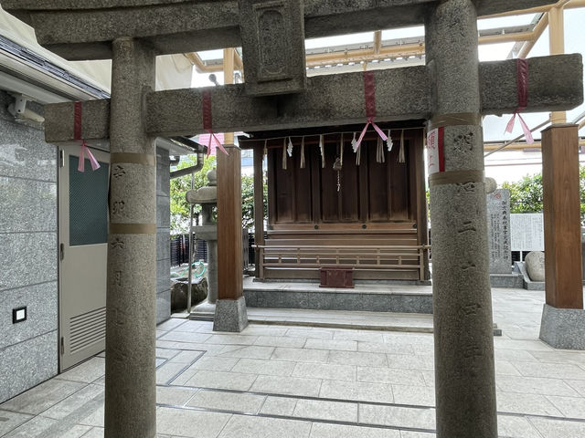 Hakata Old Town’s Waka Hachimangu shrine 
