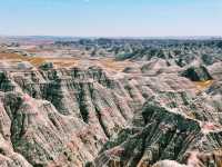 🥾 Top Hikes in Badlands National Park – Walk Among the Wild Formations 🌄
