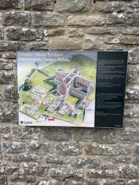 The Monumental Tintern Abbey, How Can A Ruin Be So Mesmerising?!