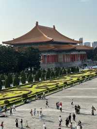 Historic Taipei Stroll: Monuments, Museums & Open Square Magic