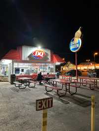 Just cruised through Williams Arizona: the retro Route 66!