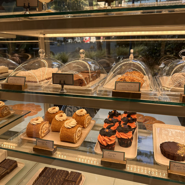 Hello Halloween Istanbul 🎃🕸️ Hello Halloween Istanbul 🎃🕸️