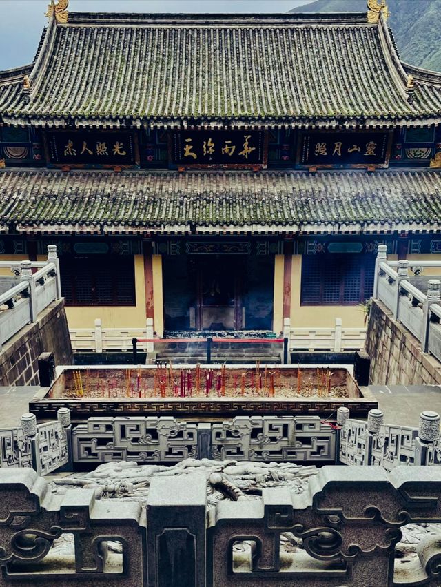 靈山寺‖“天下第一靈，川南第一山，攀西第一寺”