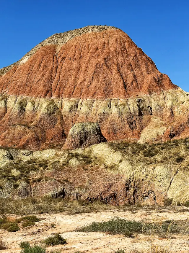 Lanzhou's Ink Danxia, the scenery is comparable to Zhangye's Colorful Danxia, and the half-price discount is really fragrant