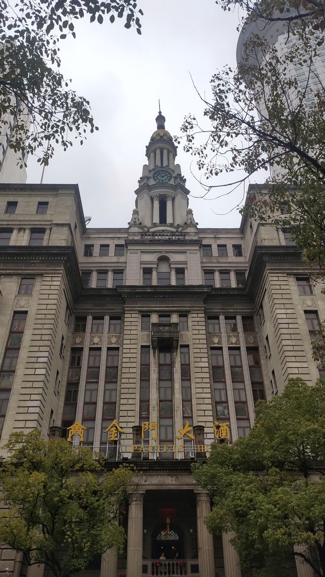 跟著繁花打卡上海灘
