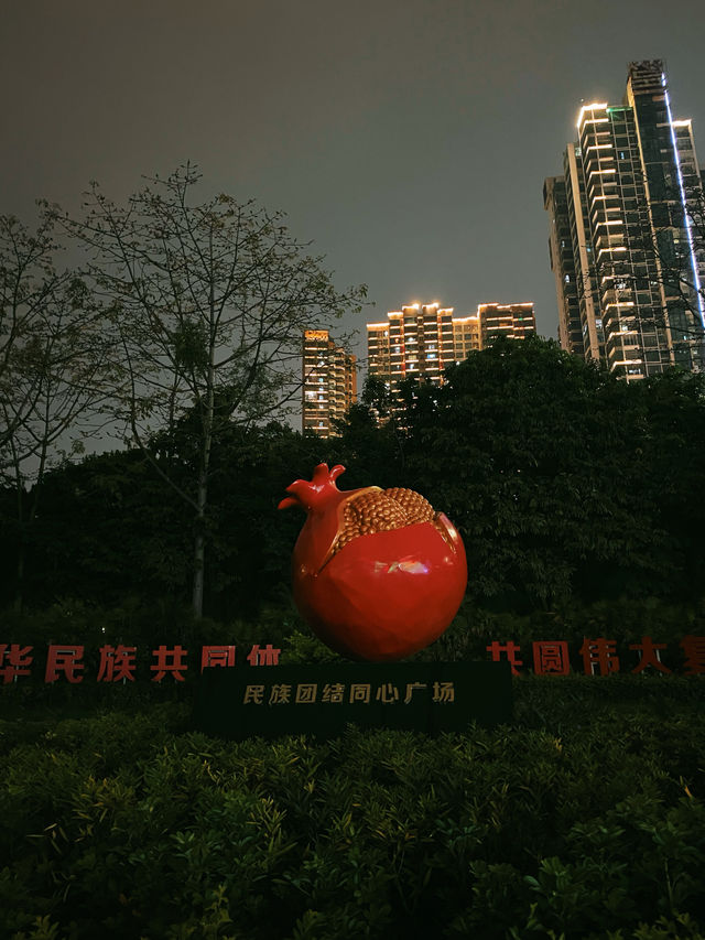 帶娃邕江夜遊，來南寧打卡的第一站，從夜晚開始喜歡這座城市