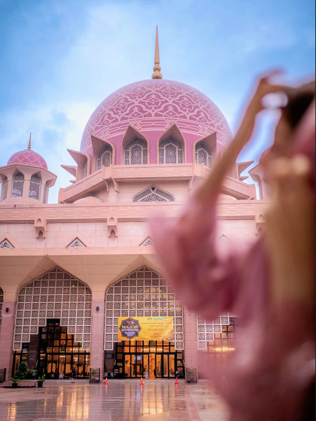 💗吉隆坡粉紅清真寺 這大概就是芭比的城堡
