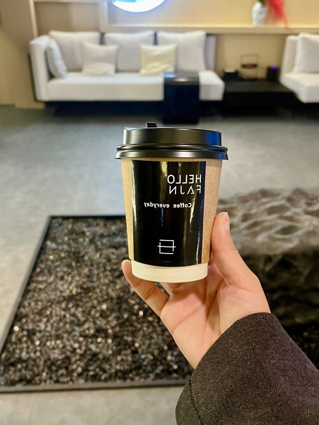 不想退房了，一天一百塊錢不到的酒店