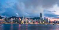 香港。