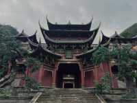 景點推薦打卡：九泄潭風景區。